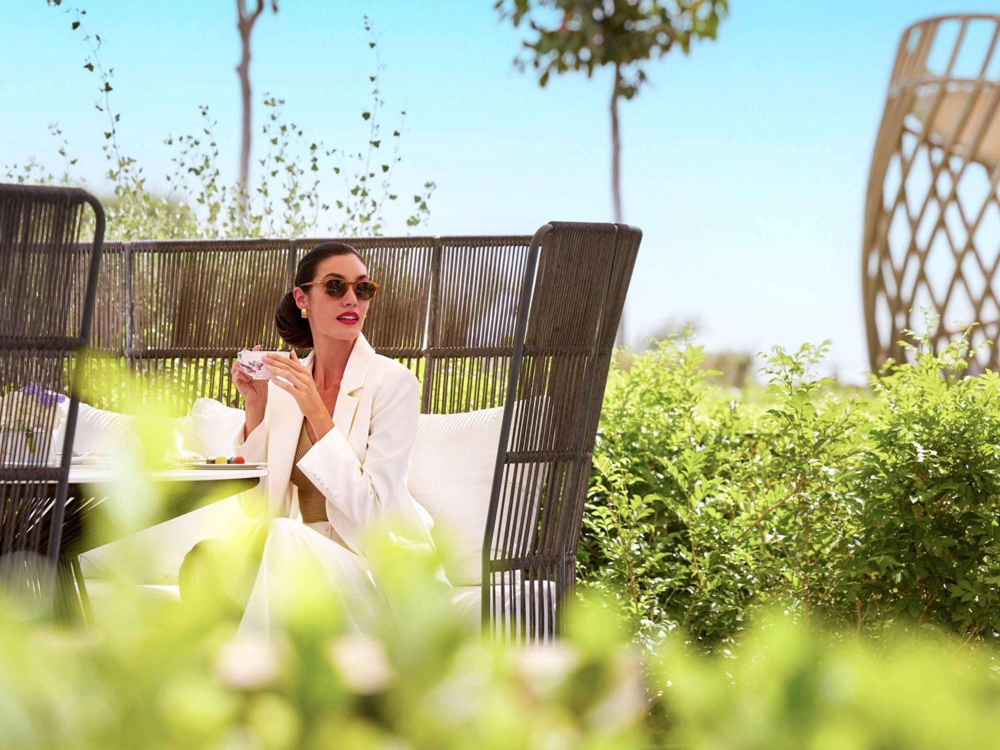 Hotel Fairmont Doha Lusail Exterior foto The resort's gardens