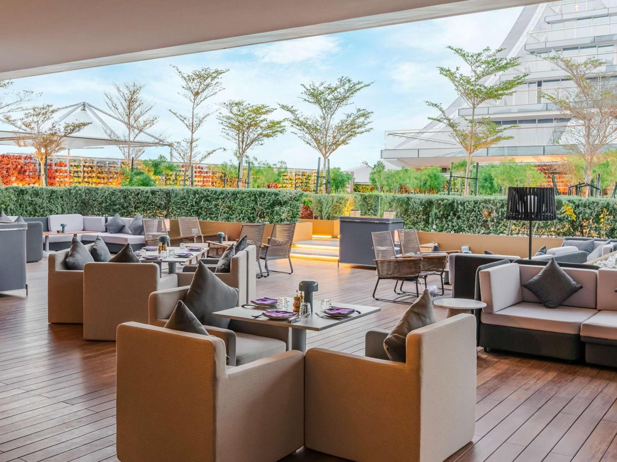 Hotel Fairmont Doha Lusail Exterior foto The Terrace