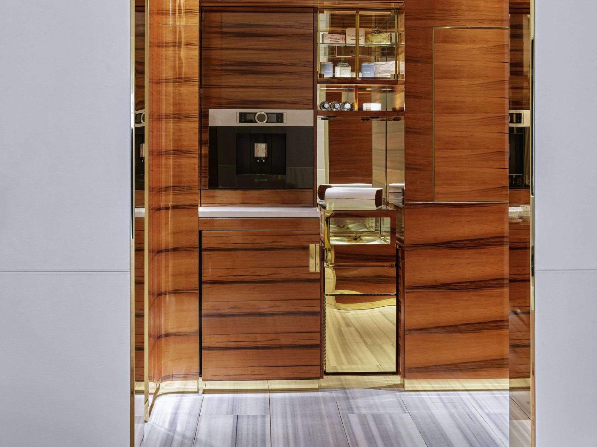 Hotel Fairmont Doha Lusail Exterior foto A kitchen by the Italian company Snaidero